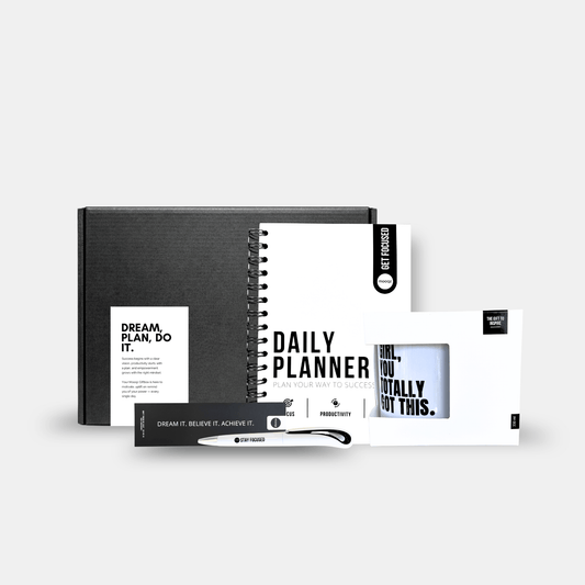 Planner giftbox voor doelen behalen en motivatie met planner, mok en accessoires